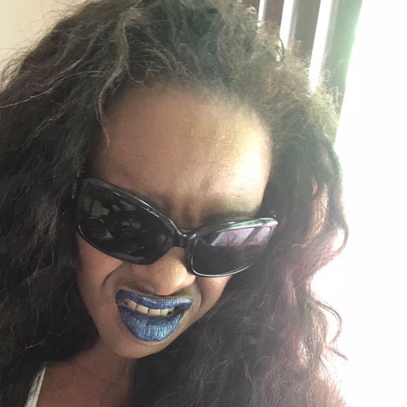 Meet your Posher, Candace - Picture 8 of 8